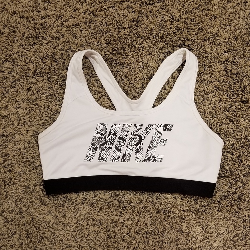 Nike sports Bra